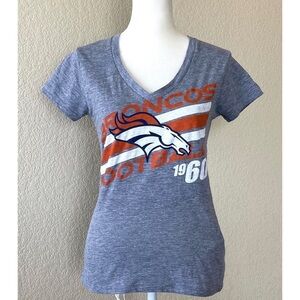 NFL Women’s Denver Broncos v-neck t-shirt - S